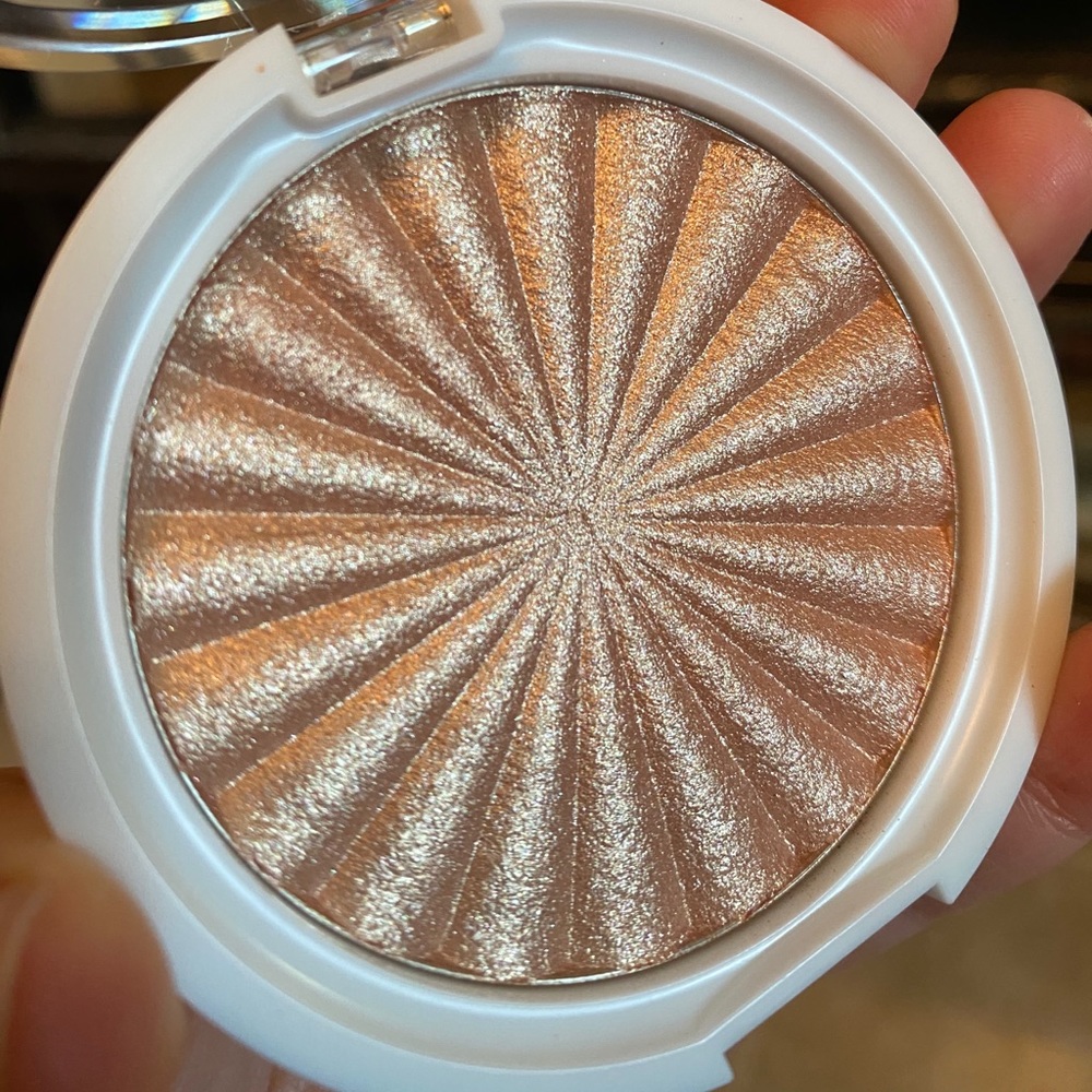 OFRA HIGHLIGHTER
